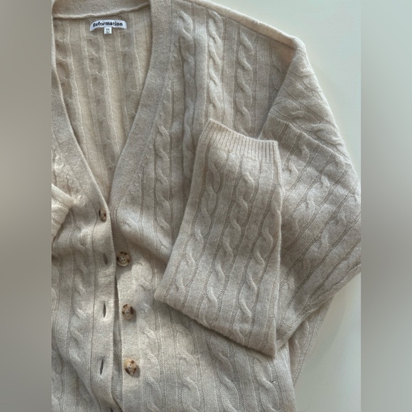 Reformation Giusta Oversized Cashmere Cardigan - Picture 7 of 8